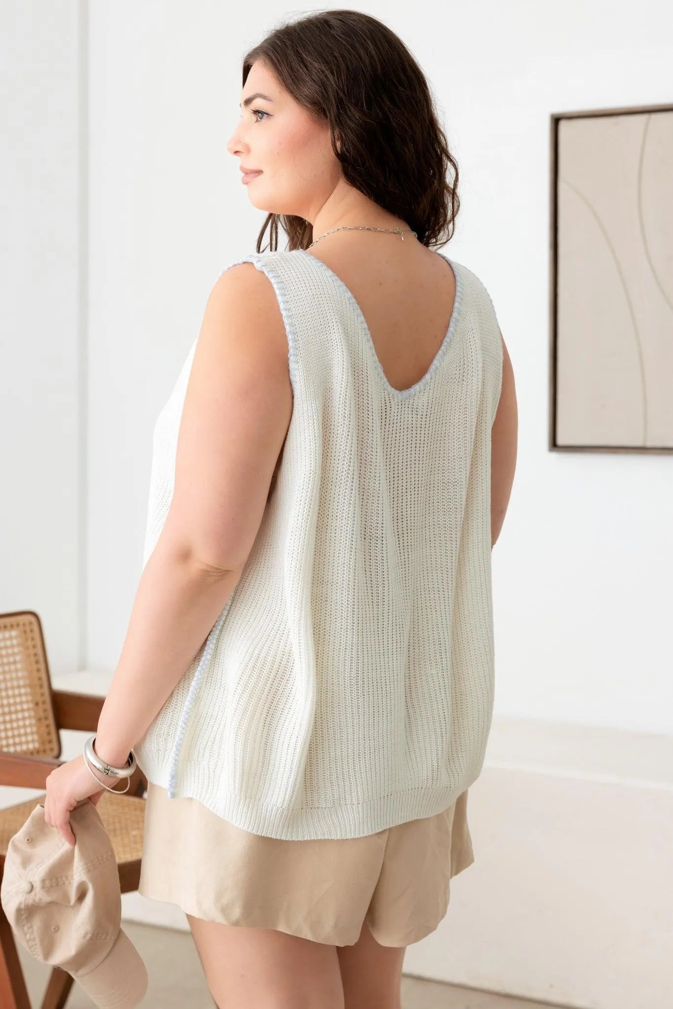Plus Size Relax Fit Sleeveless Stitch Sweater Tank Top